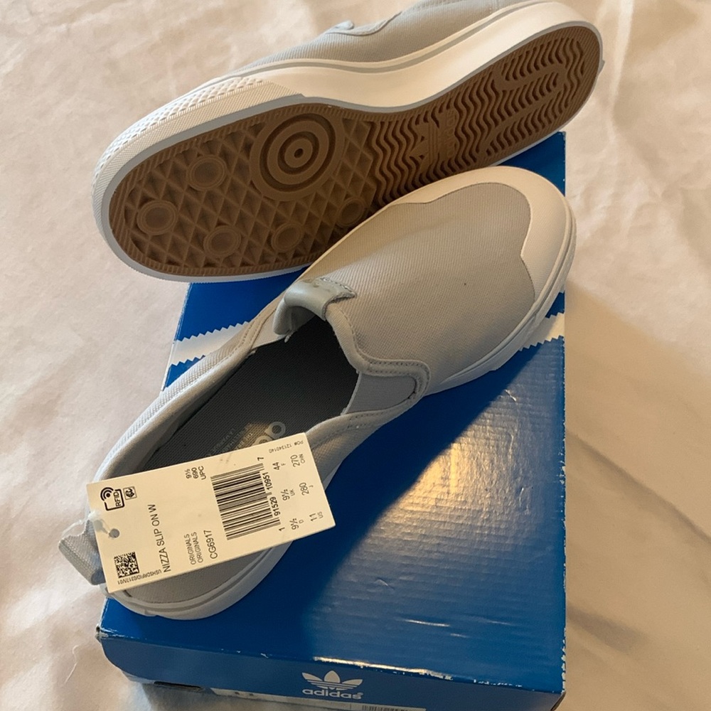 Adidas Nizza  slip on W, size 91/2 , color gray